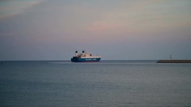 Limasol, Kıbrıs - Ekim 04, 2023: Salamis Hattı, Limasol limanından yola çıkan bir kargo gemisidir.