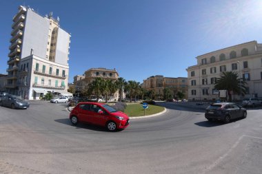 İtalya, Sicilya, Ragusa, Del Popolo Meydanı manzarası (Piazza del Popolo)