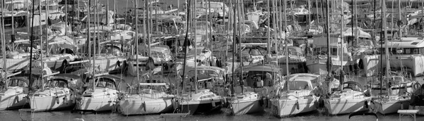 意大利 西西里 地中海 拉古萨海 拉古萨省 2022年11月22日 港口豪华游艇 Editorial — 图库照片