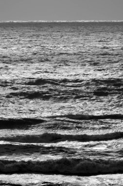 İtalya, Sicilya Kanalı, kışın sert Akdeniz