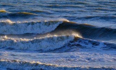 İtalya, Sicilya Kanalı, kışın sert Akdeniz