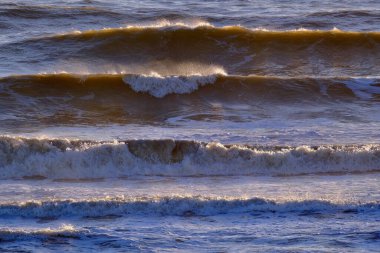 İtalya, Sicilya Kanalı, kışın sert Akdeniz