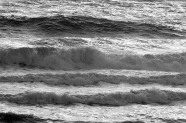 İtalya, Sicilya Kanalı, kışın sert Akdeniz