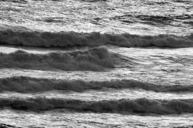 İtalya, Sicilya Kanalı, kışın sert Akdeniz