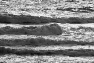 İtalya, Sicilya Kanalı, kışın sert Akdeniz