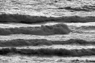 İtalya, Sicilya Kanalı, kışın sert Akdeniz