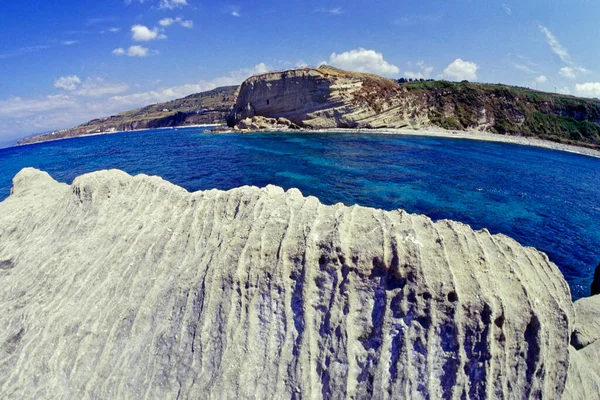 Italien Middelhavet Calabrien Briatico Udsigt Til Irene Rock Hvor Romerne - Stock-foto