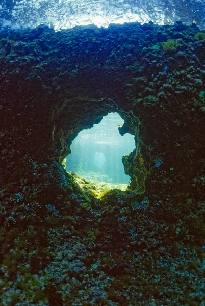 Італія Середземне Море Калабрія Бріатіко Великобританія Фото Вигляд Скелі Сент — стокове фото