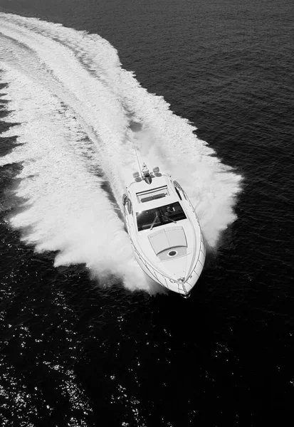 Itálie Panarea Island Tirrenian Moře Letecký Pohled Luxusní Jachtu — Stock fotografie