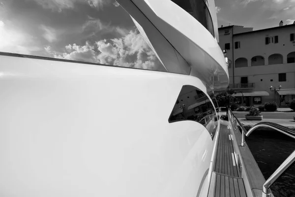 Olaszország Toszkána Elba Sziget Azimut Luxusjacht — Stock Fotó