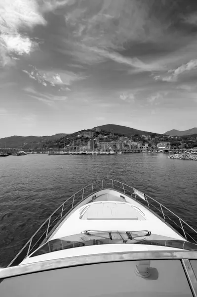 Itálie Toskánsko Elba Island Pohled Marina Campo Vjezdu Přístavu Moře — Stock fotografie