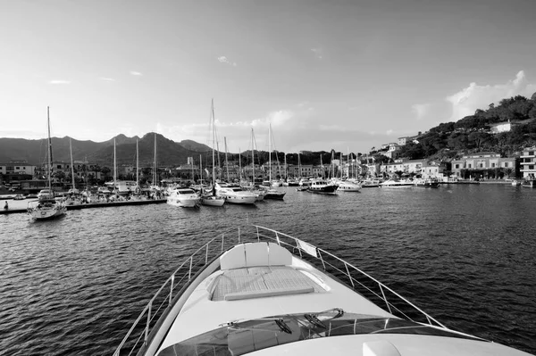 Italia Toscana Isola Elba Veduta Porto Azzurro Uno Yacht Lusso — Foto Stock