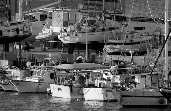 Italien Sicilien Marina Ragusa Ragusaprovinsen April 2023 Lokala Fiskebåtar Och — Stockfoto