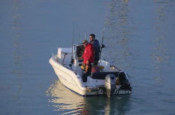 Italien Sizilien Mittelmeer Marina Ragusa Provinz Ragusa Mai 2023 Sportfischer — Stockfoto