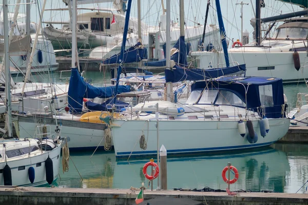 Olaszország Szicília Földközi Tenger Marina Ragusa Ragusa Tartomány Luxus Jachtok — Stock Fotó