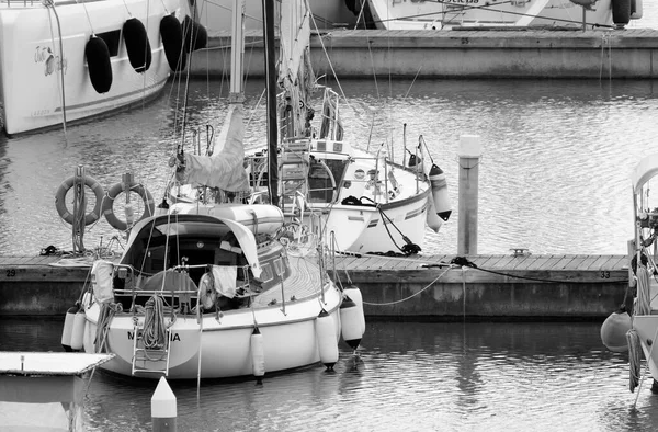 意大利 西西里 地中海 拉古萨海 拉古萨省 港口的帆船 — 图库照片