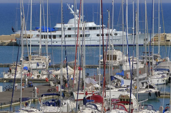 Italien Sizilien Mittelmeer Marina Ragusa Provinz Ragusa Juni 2023 Luxusyachten — Stockfoto