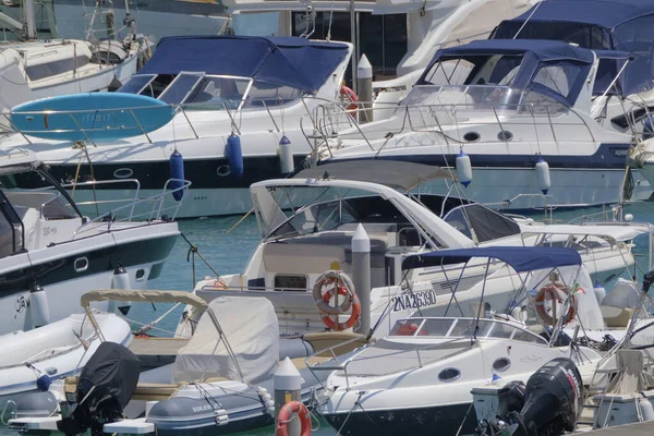 Italien Sizilien Mittelmeer Marina Ragusa Provinz Ragusa Juli 2023 Motorboote — Stockfoto
