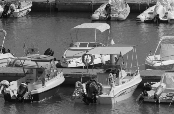 Italien Sizilien Mittelmeer Marina Ragusa Provinz Ragusa August 2023 Motorboote — Stockfoto