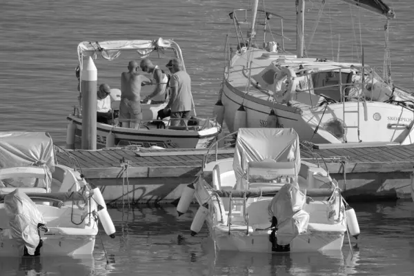 Italien Sizilien Mittelmeer Marina Ragusa Provinz Ragusa August 2023 Männer — Stockfoto