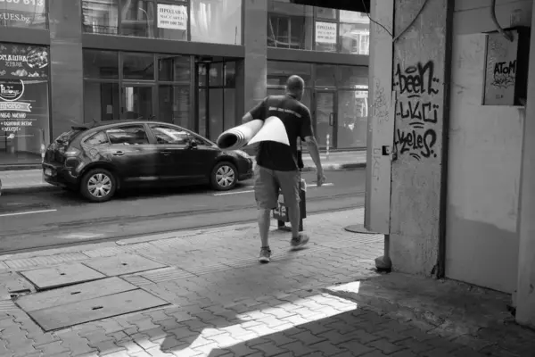 Bulgaria Sofia September 2023 Bulgarian Man Carrying Carpet Central Street — Stock Photo, Image