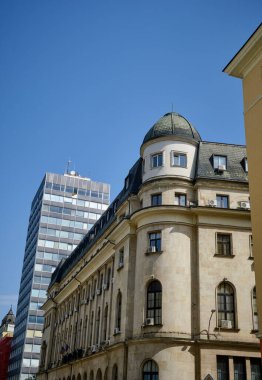 Bulgaristan, Sofya ve şehrin orta caddesindeki eski bina cephesi