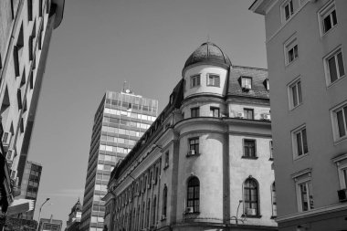 Bulgaristan, Sofya ve şehrin orta caddesindeki eski bina cephesi