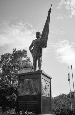 Bulgaristan, Sofya ve şehir merkezinde bronz heykel