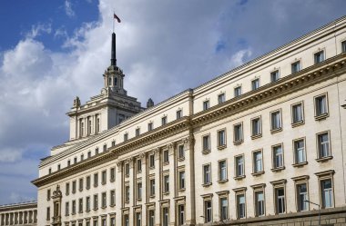 Bulgaristan ve Sofya, şehir merkezinde cephe inşa ediyorlar