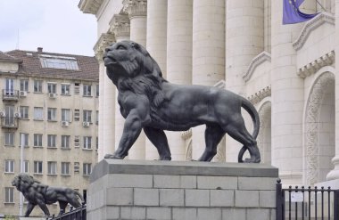 Bulgaristan, Sofya; Sofya Adalet Sarayı manzarası şehir merkezinde