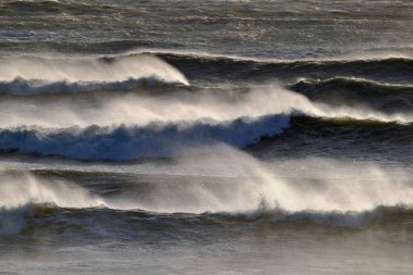 İtalya, Sicilya Kanalı, kışın sert Akdeniz