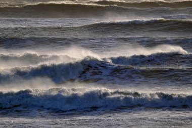 İtalya, Sicilya Kanalı, kışın sert Akdeniz