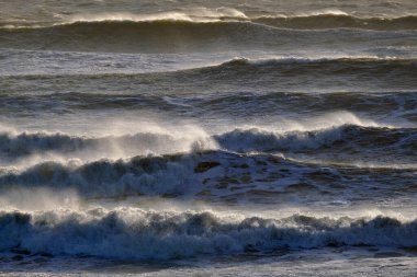 İtalya, Sicilya Kanalı, kışın sert Akdeniz