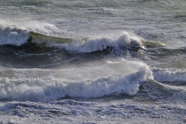 İtalya, Sicilya Kanalı, kışın sert Akdeniz