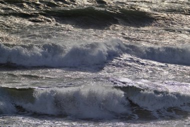 İtalya, Sicilya Kanalı, kışın sert Akdeniz