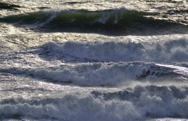 İtalya, Sicilya Kanalı, kışın sert Akdeniz