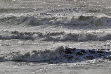 İtalya, Sicilya Kanalı, kışın sert Akdeniz