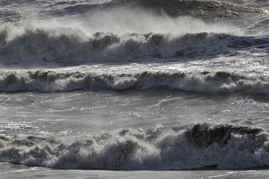 İtalya, Sicilya Kanalı, kışın sert Akdeniz