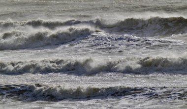 İtalya, Sicilya Kanalı, kışın sert Akdeniz