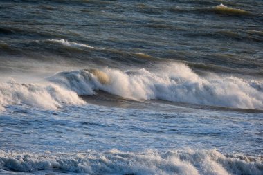 İtalya, Sicilya Kanalı, kışın sert Akdeniz