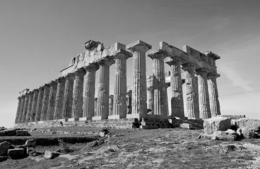 İtalya, Sicilya, Selinunte, Yunan Hera Tapınağı (MÖ 409).)