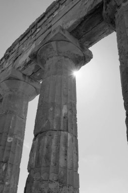 İtalya, Sicilya, Selinunte, Yunan Hera Tapınağı (MÖ 409).)