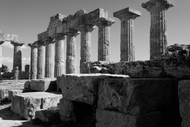 İtalya, Sicilya, Selinunte, Yunan Hera Tapınağı (MÖ 409).)