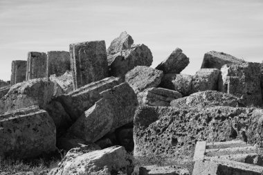 İtalya, Sicilya, Selinunte, Yunan Hera Tapınağı (MÖ 409).)