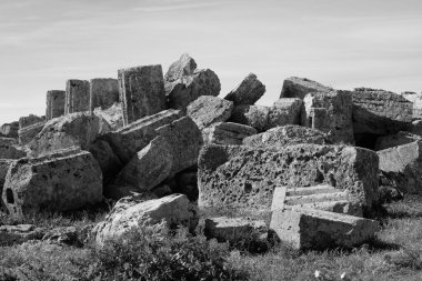 İtalya, Sicilya, Selinunte, Yunan Hera Tapınağı (MÖ 409).)