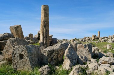 İtalya, Sicilya, Selinunte, Yunan Hera Tapınağı (MÖ 409).)