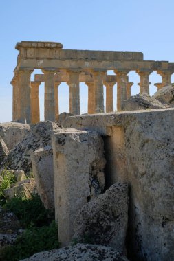 İtalya, Sicilya, Selinunte, Yunan Hera Tapınağı (MÖ 409).)