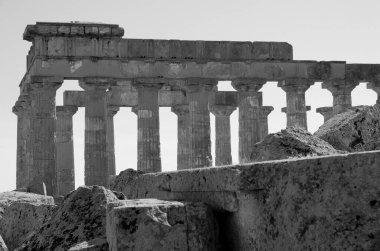 İtalya, Sicilya, Selinunte, Yunan Hera Tapınağı (MÖ 409).)