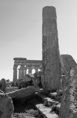 İtalya, Sicilya, Selinunte, Yunan Hera Tapınağı (MÖ 409).)