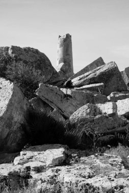 İtalya, Sicilya, Selinunte, Yunan Hera Tapınağı (MÖ 409).)